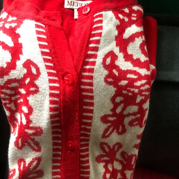 Red and cream scroll design cardigan small - Picture 4 of 6